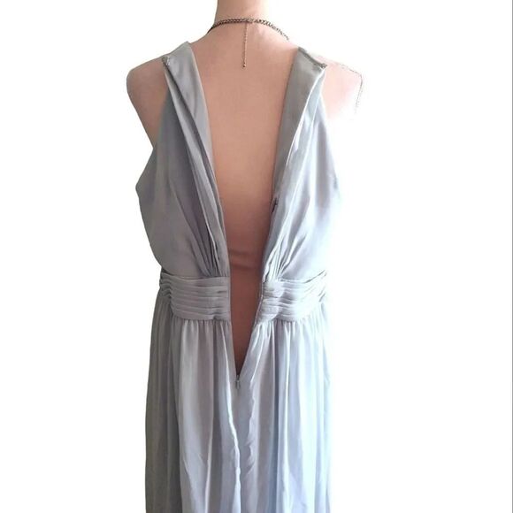 David's Bridal Grey High Neck Chiffon Formal Maxi Dress w/ Keyhole Plussize 16 - Picture 10 of 16